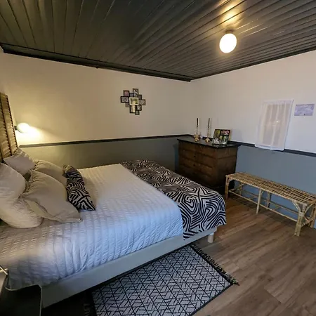 Le Champ Des Sources 3*