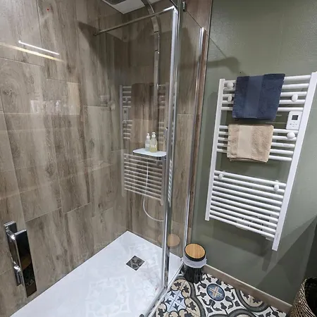 Le Champ Des Sources 3*